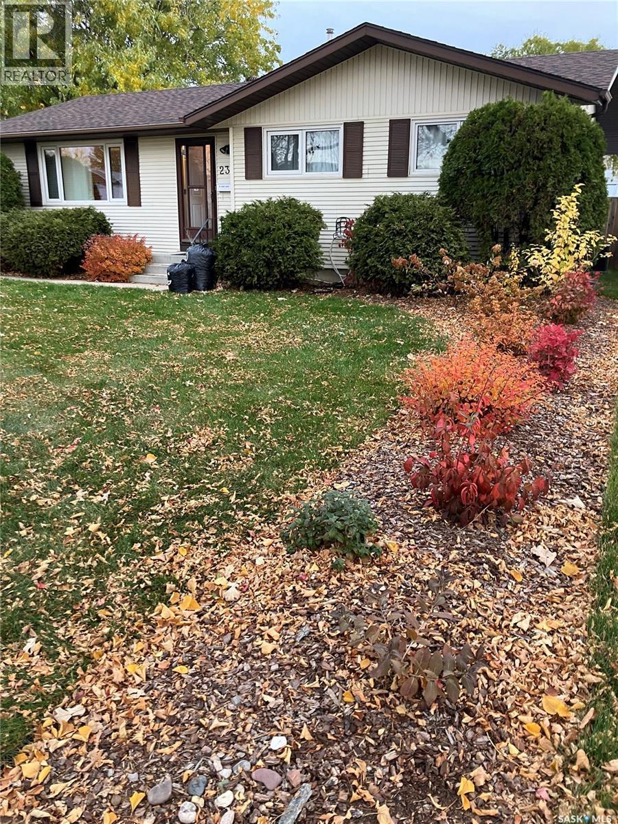 2362 Easthill, Saskatoon, SK - Outdoor