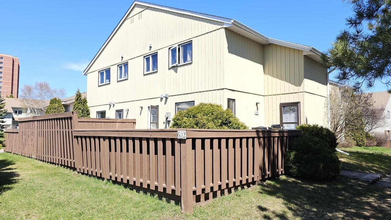 39 602 Pasteur Road, Thunder Bay, ON