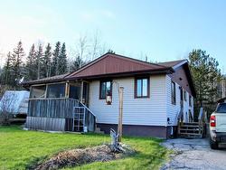 9 Swallow Drive Manitouwadge, ON P0T 2C0