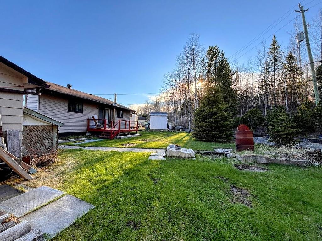 9 Swallow Drive, Manitouwadge, ON - Outdoor