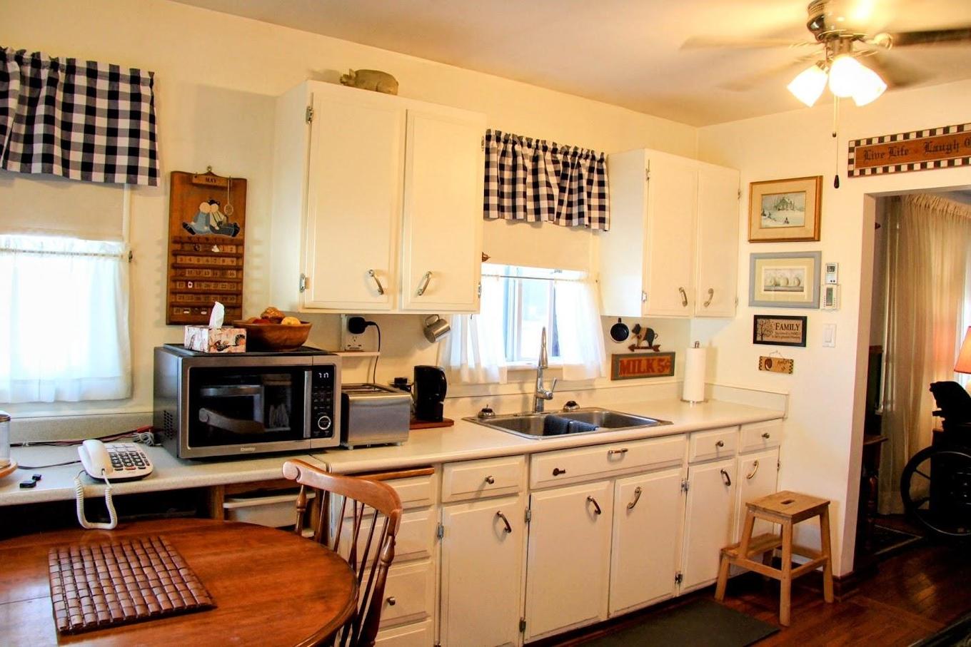 9 Swallow Drive, Manitouwadge, ON - Indoor
