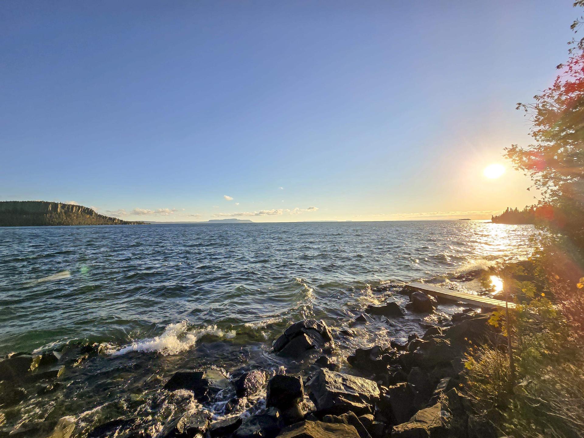 351 Amethyst Harbour Cliff Road, Thunder Bay, ON