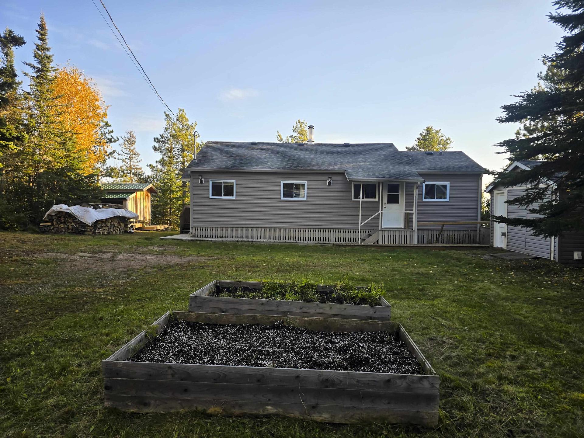 351 Amethyst Harbour Cliff Road, Thunder Bay, ON
