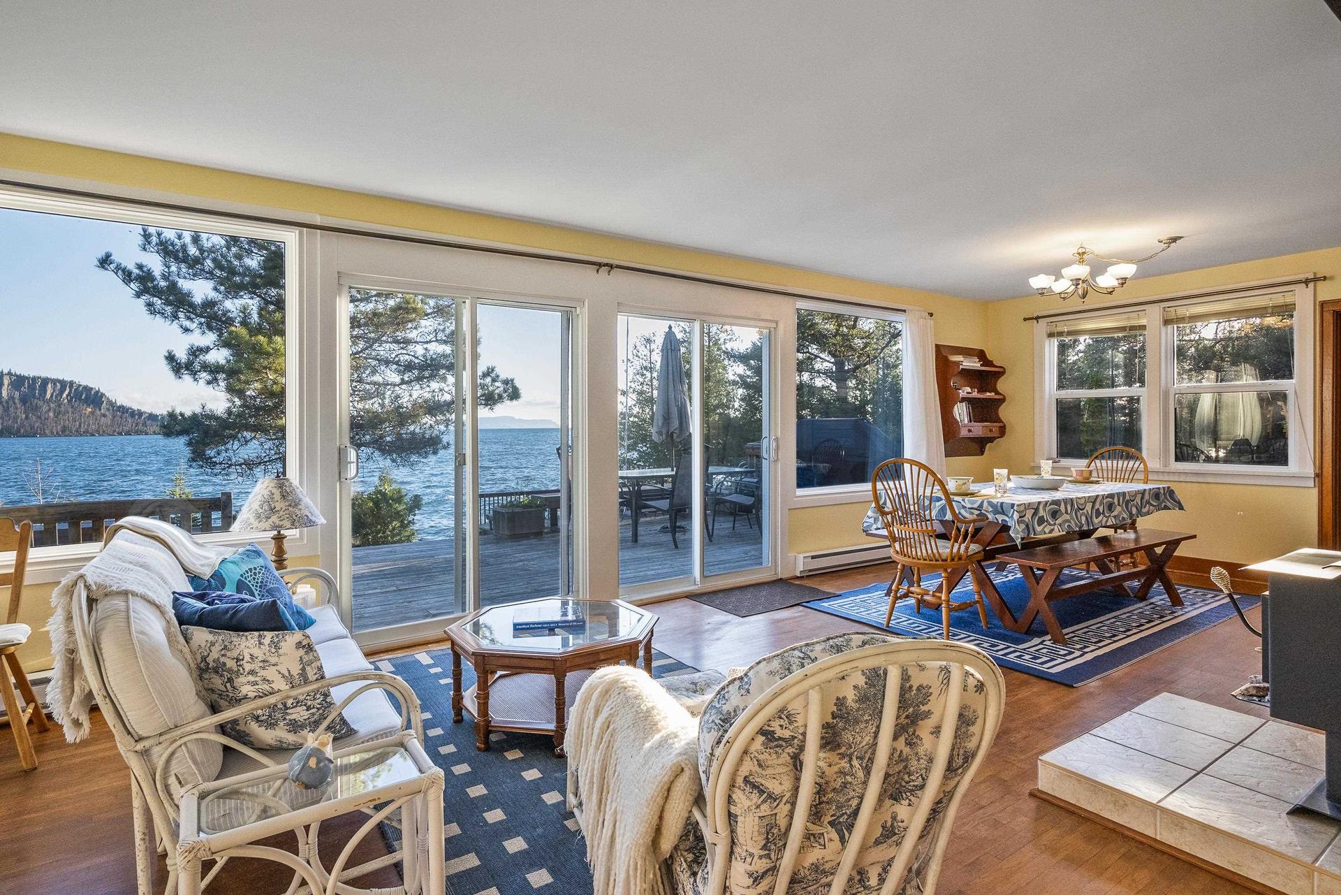 351 Amethyst Harbour Cliff Road, Thunder Bay, ON