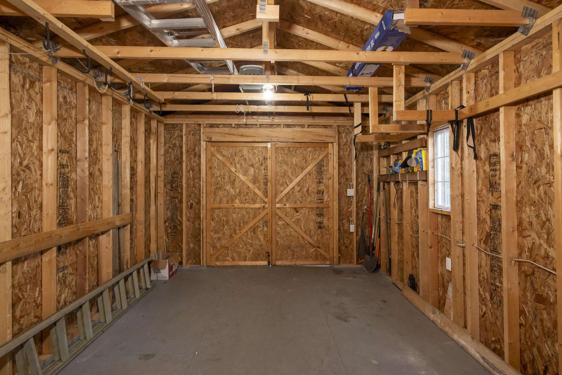 351 Amethyst Harbour Cliff Road, Thunder Bay, ON