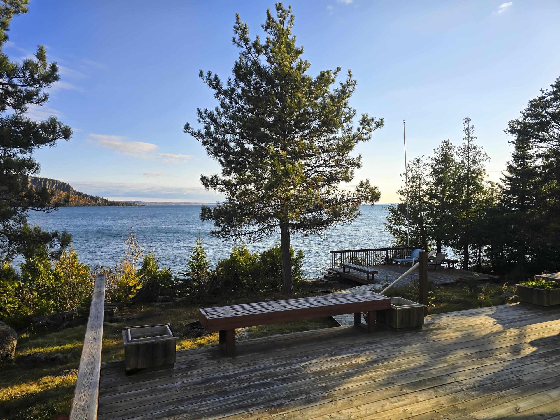 351 Amethyst Harbour Cliff Road, Thunder Bay, ON