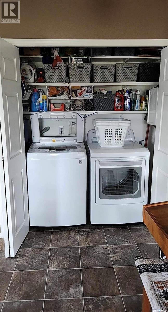228 6Th Avenue N, Big River, SK - Indoor Photo Showing Laundry Room