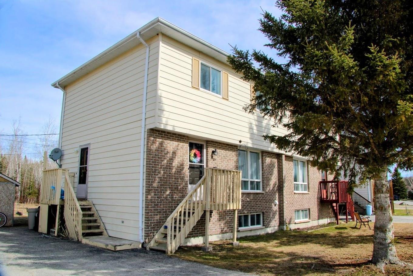 80 Matachewan Road, Manitouwadge, ON - Outdoor