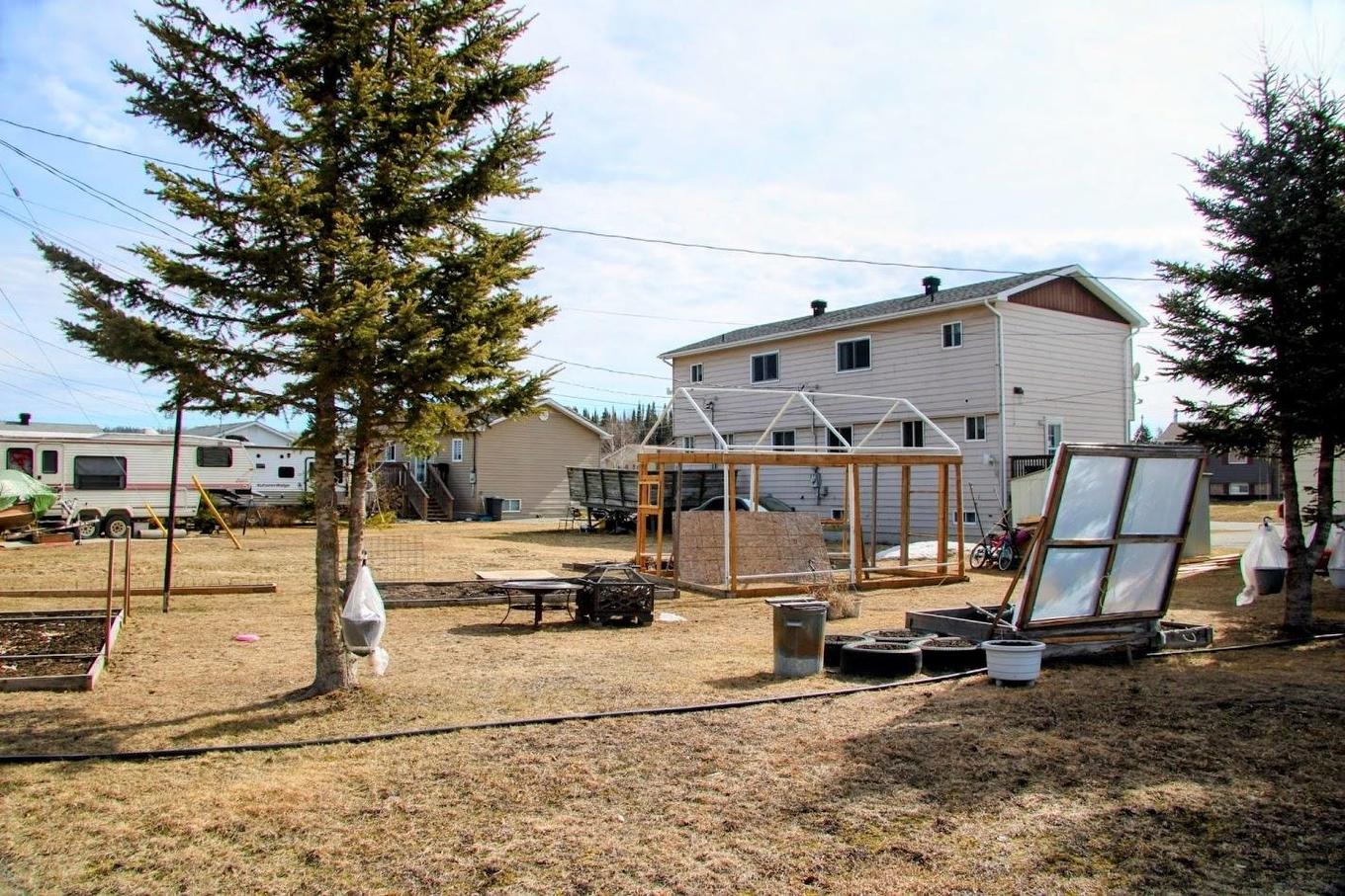 80 Matachewan Road, Manitouwadge, ON - Outdoor With Deck Patio Veranda