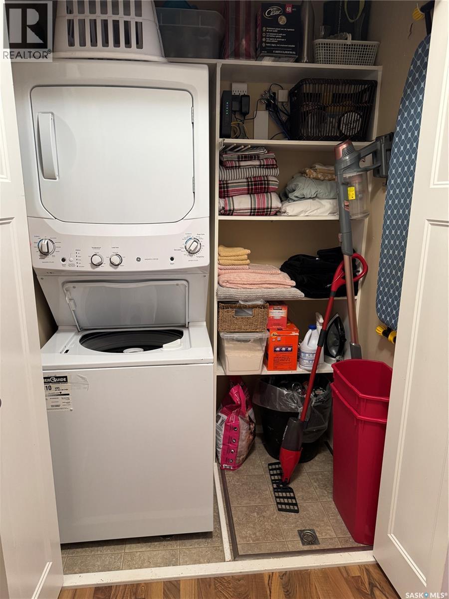409 1022 Hampton Circle, Saskatoon, SK - Indoor Photo Showing Laundry Room