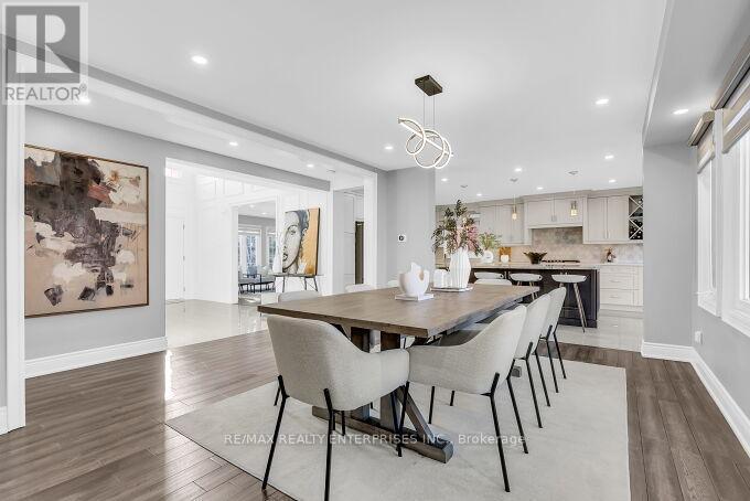5683 Oldcastle Crescent, Mississauga, ON - Indoor Photo Showing Dining Room