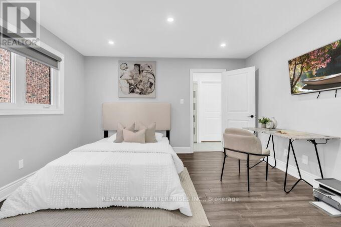 5683 Oldcastle Crescent, Mississauga, ON - Indoor Photo Showing Bedroom