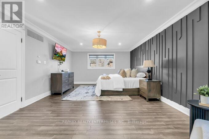 5683 Oldcastle Crescent, Mississauga, ON - Indoor