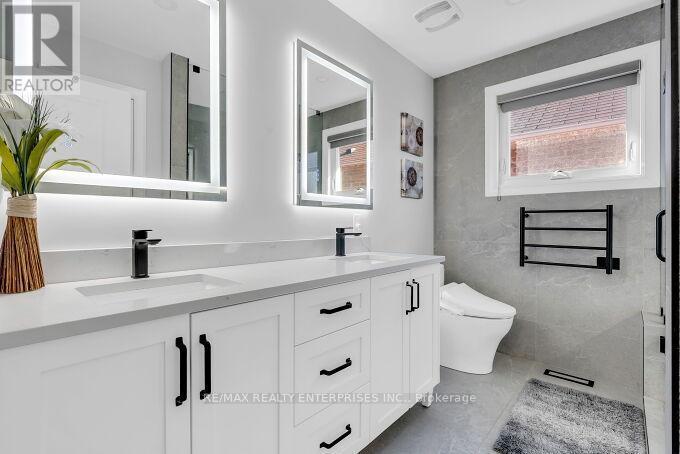 5683 Oldcastle Crescent, Mississauga, ON - Indoor Photo Showing Bathroom