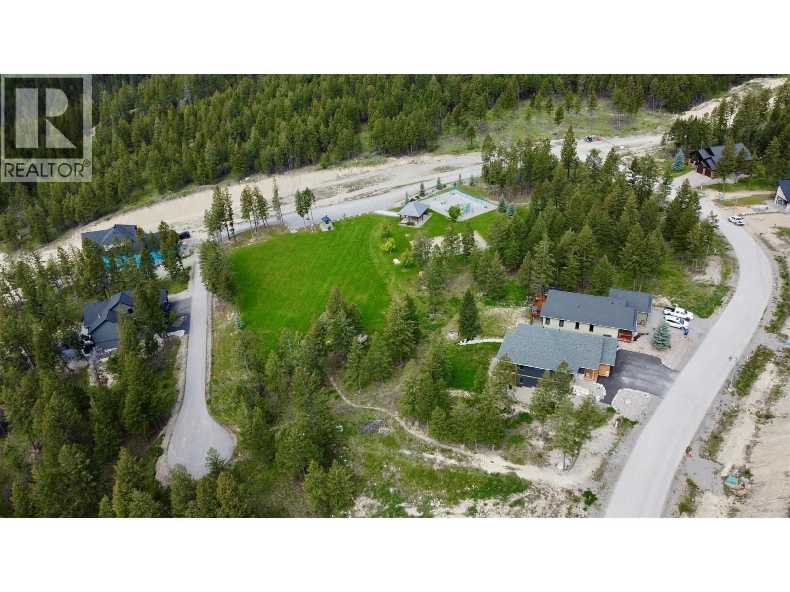2627 Taynton Trail, Invermere, BC