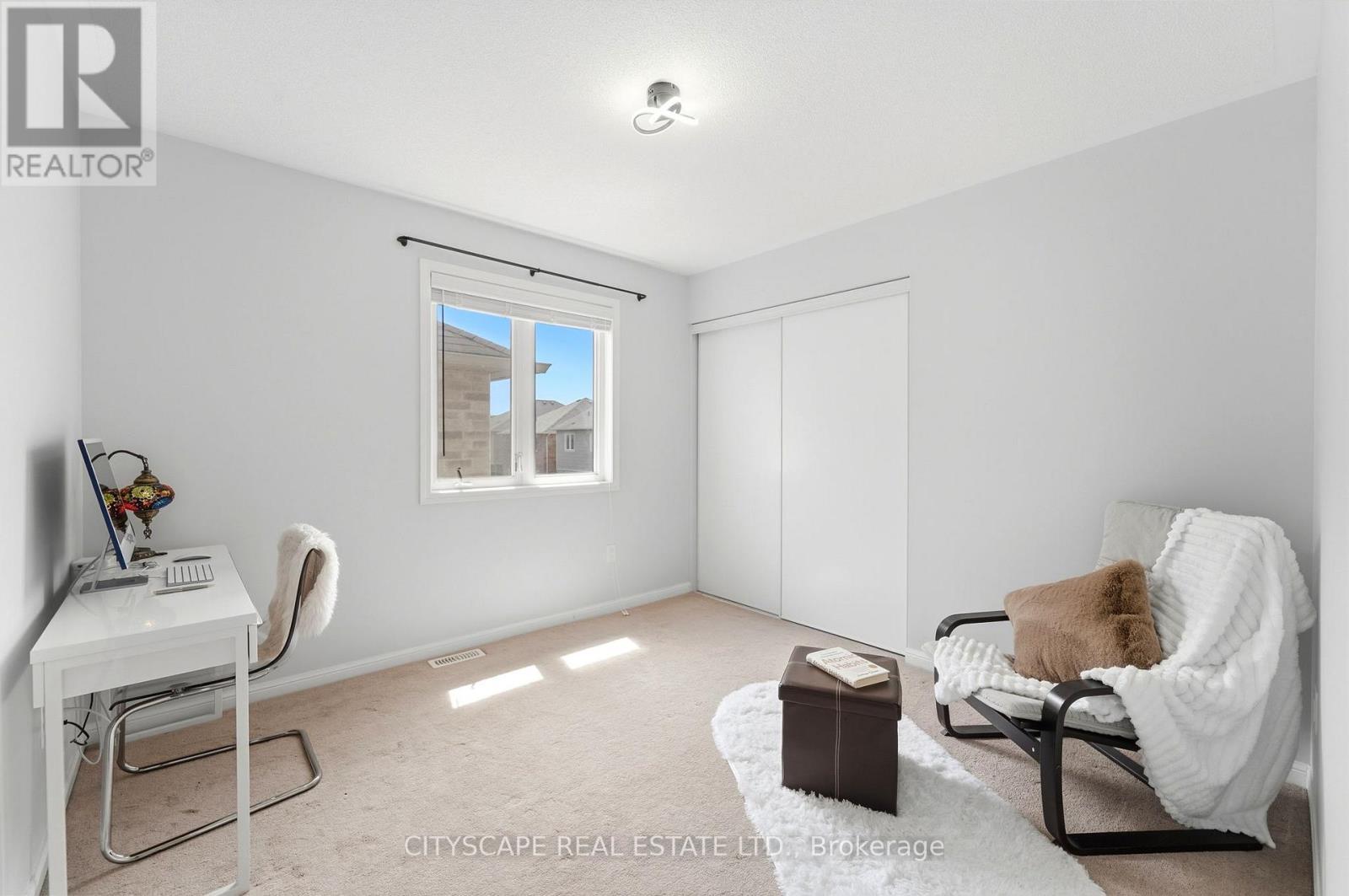 305 Gleave Terrace E, Milton, ON - Indoor