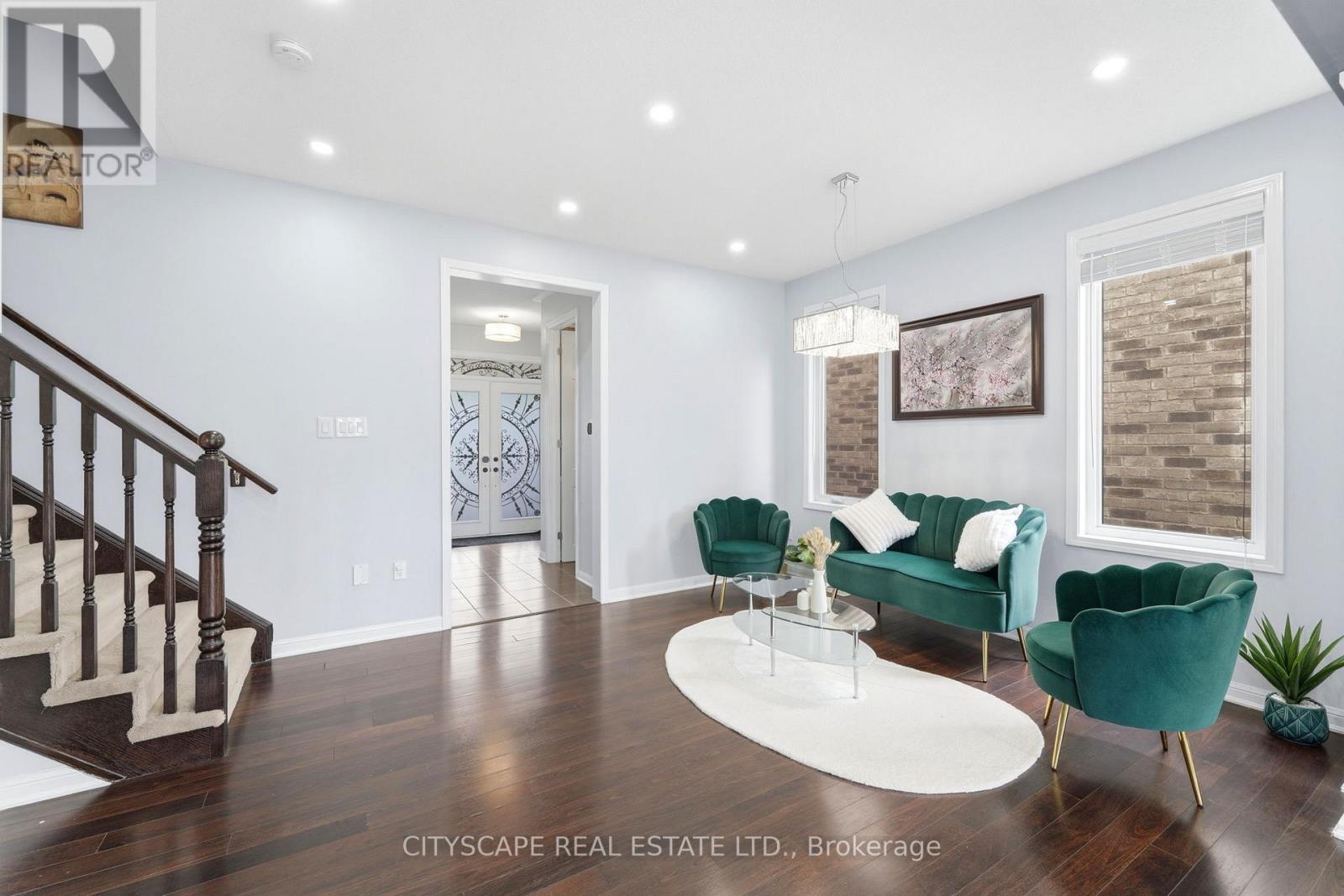 305 Gleave Terrace E, Milton, ON - Indoor
