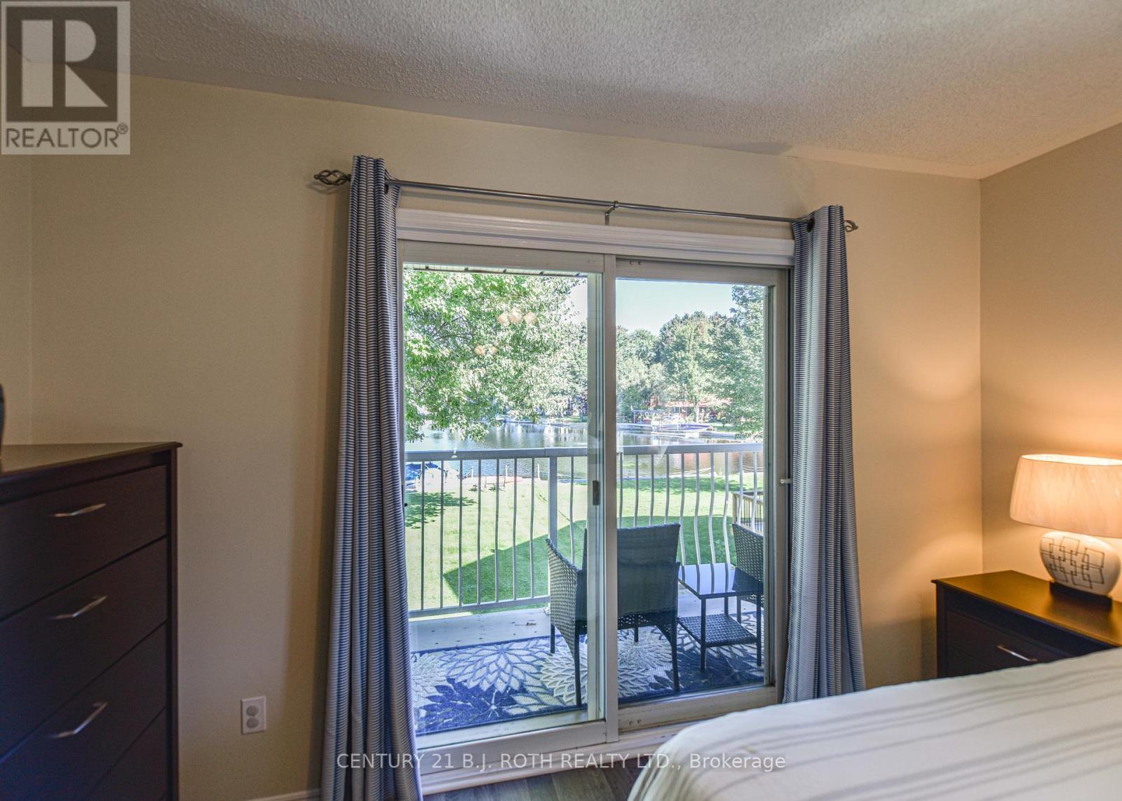 60 Simcoe Road, Ramara, ON - Indoor Photo Showing Bedroom