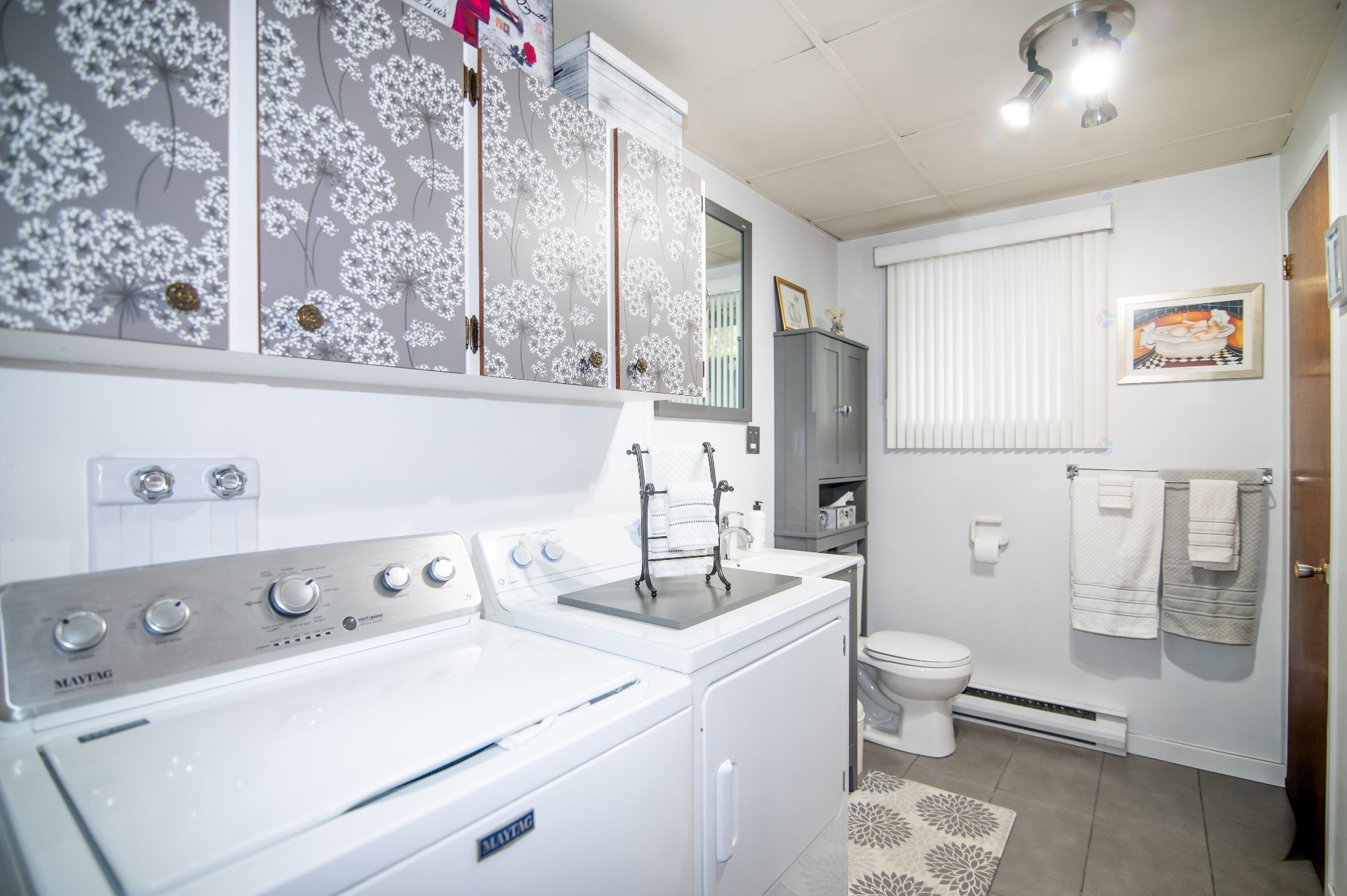 Logement - 649 - 651 Av. Langlais, Saint-Pascal, QC - Indoor Photo Showing Laundry Room