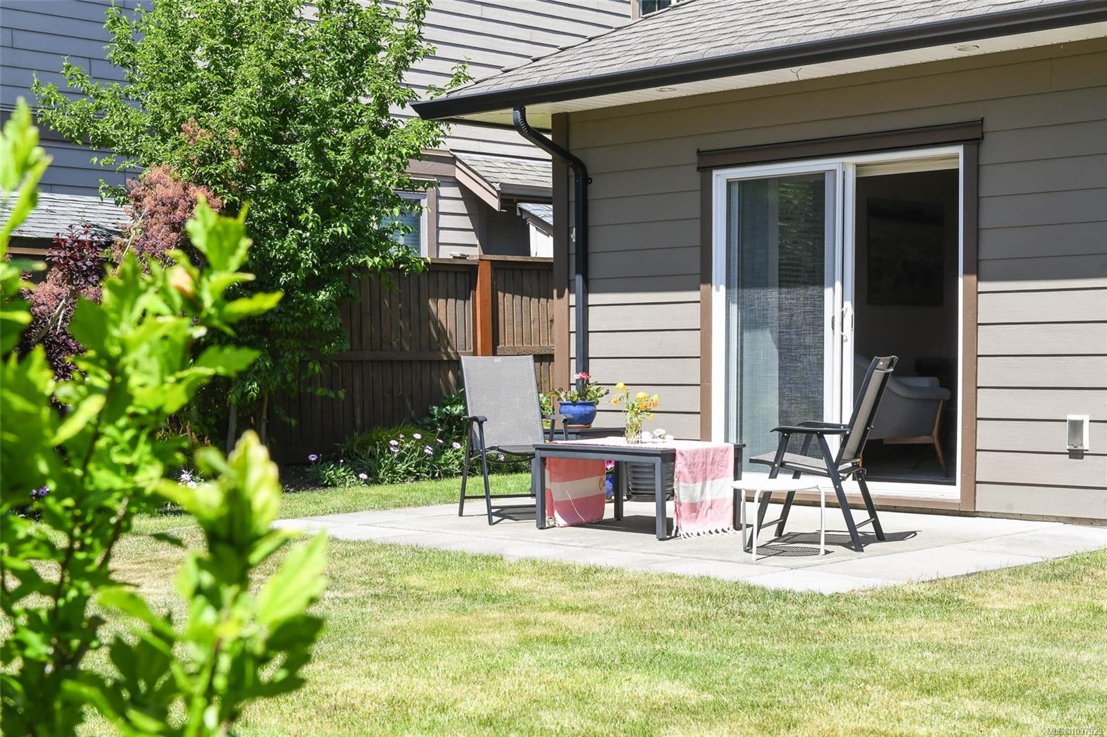 #1-2030 Wallace Ave, Comox, BC