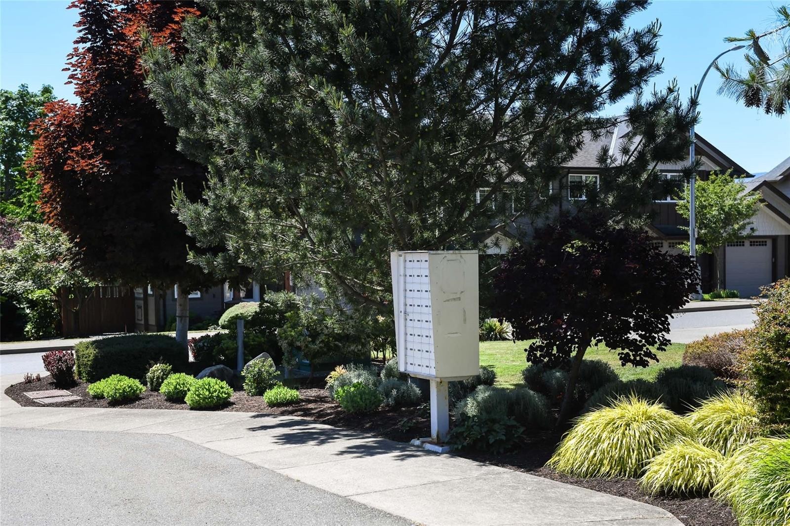 #1-2030 Wallace Ave, Comox, BC