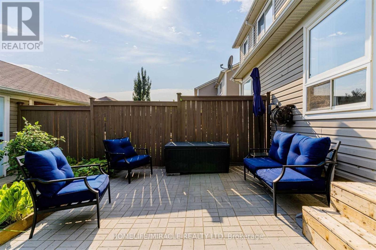 149 Carnwith Drive E, Whitby, ON - Outdoor With Deck Patio Veranda With Exterior