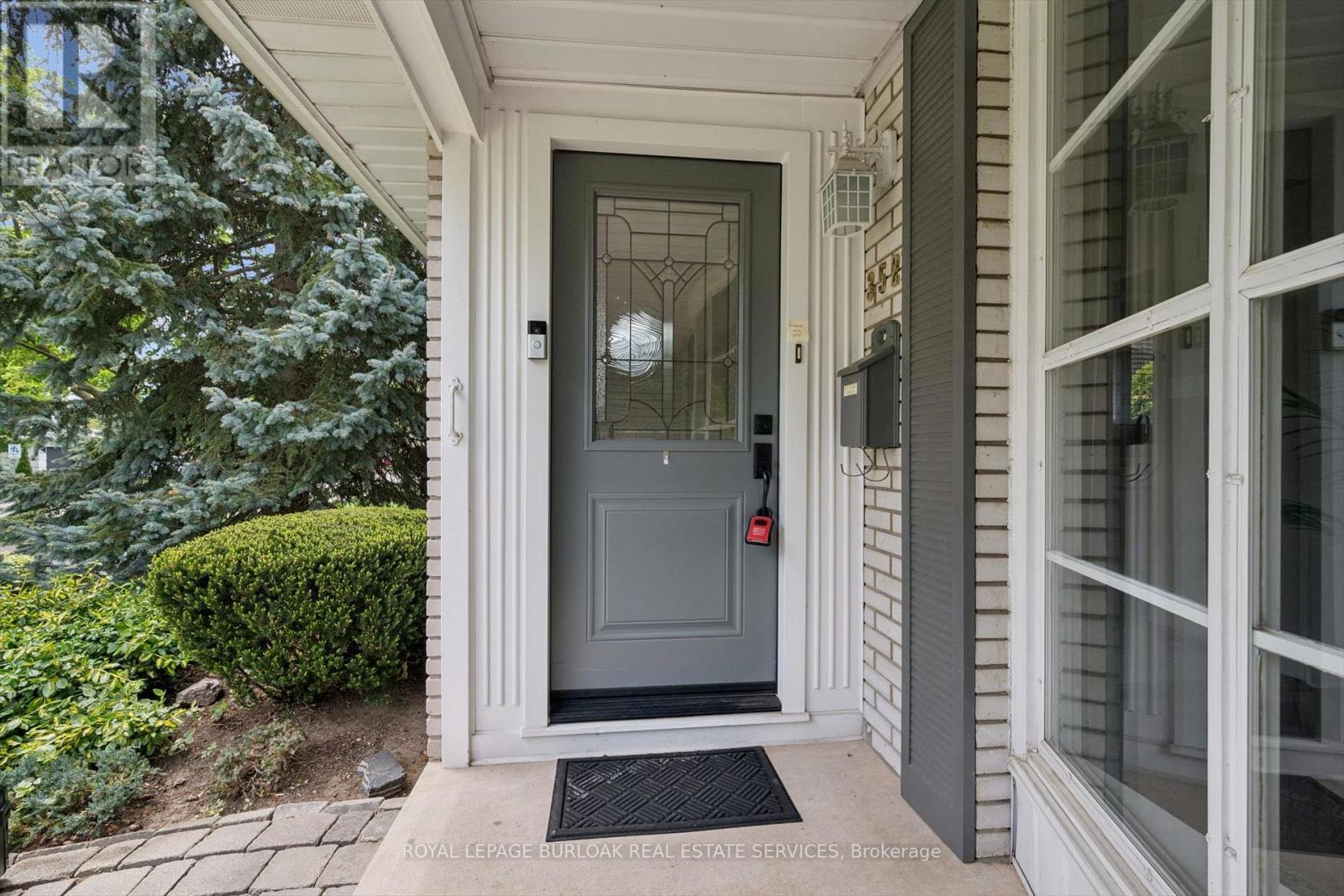 3521 Regal Road, Burlington, ON - Outdoor With Deck Patio Veranda With Exterior