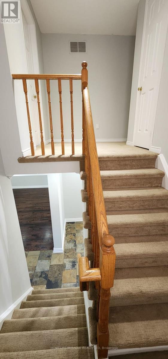 264 Wright Crescent, Ajax, ON - Indoor Photo Showing Other Room
