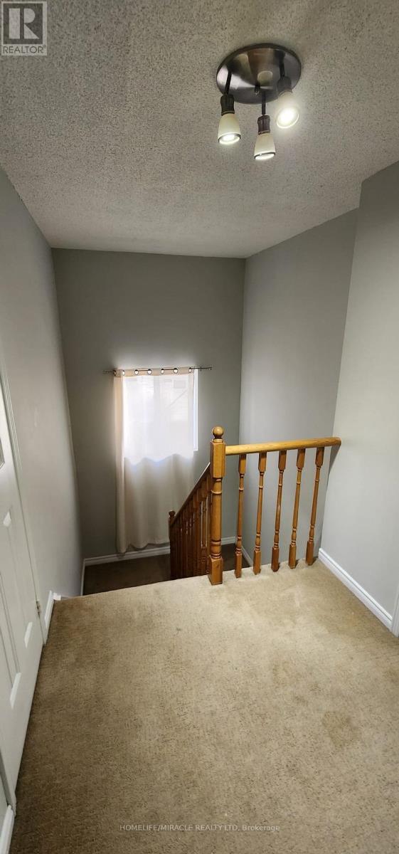 264 Wright Crescent, Ajax, ON - Indoor Photo Showing Other Room