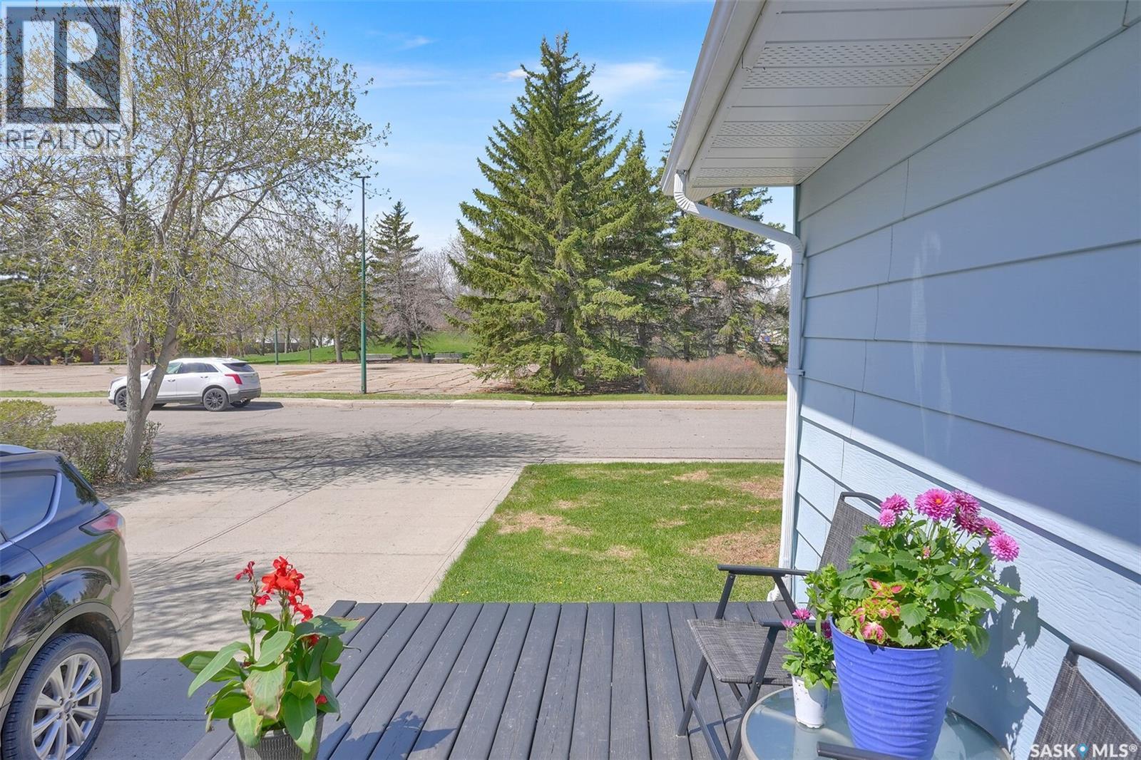23 Hind Street, Regina, SK - Outdoor With Exterior