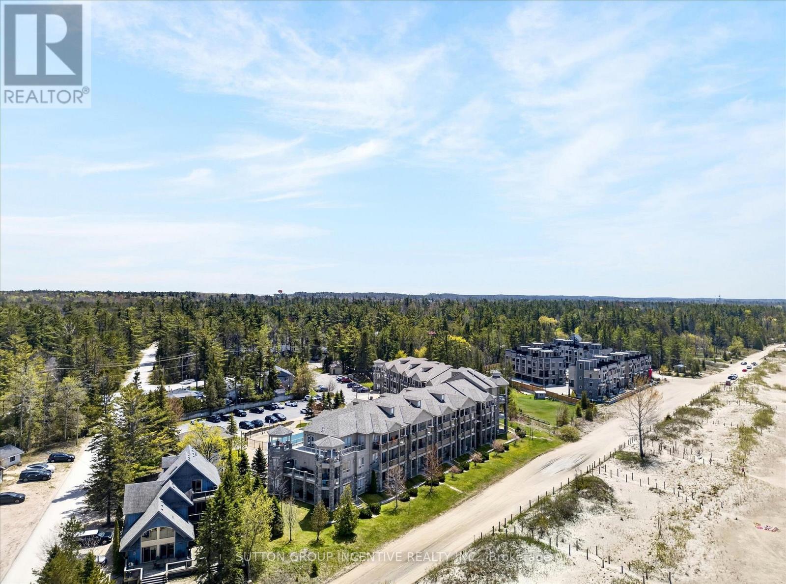 209 - 764 River Road E, Wasaga Beach, ON - Outdoor With View