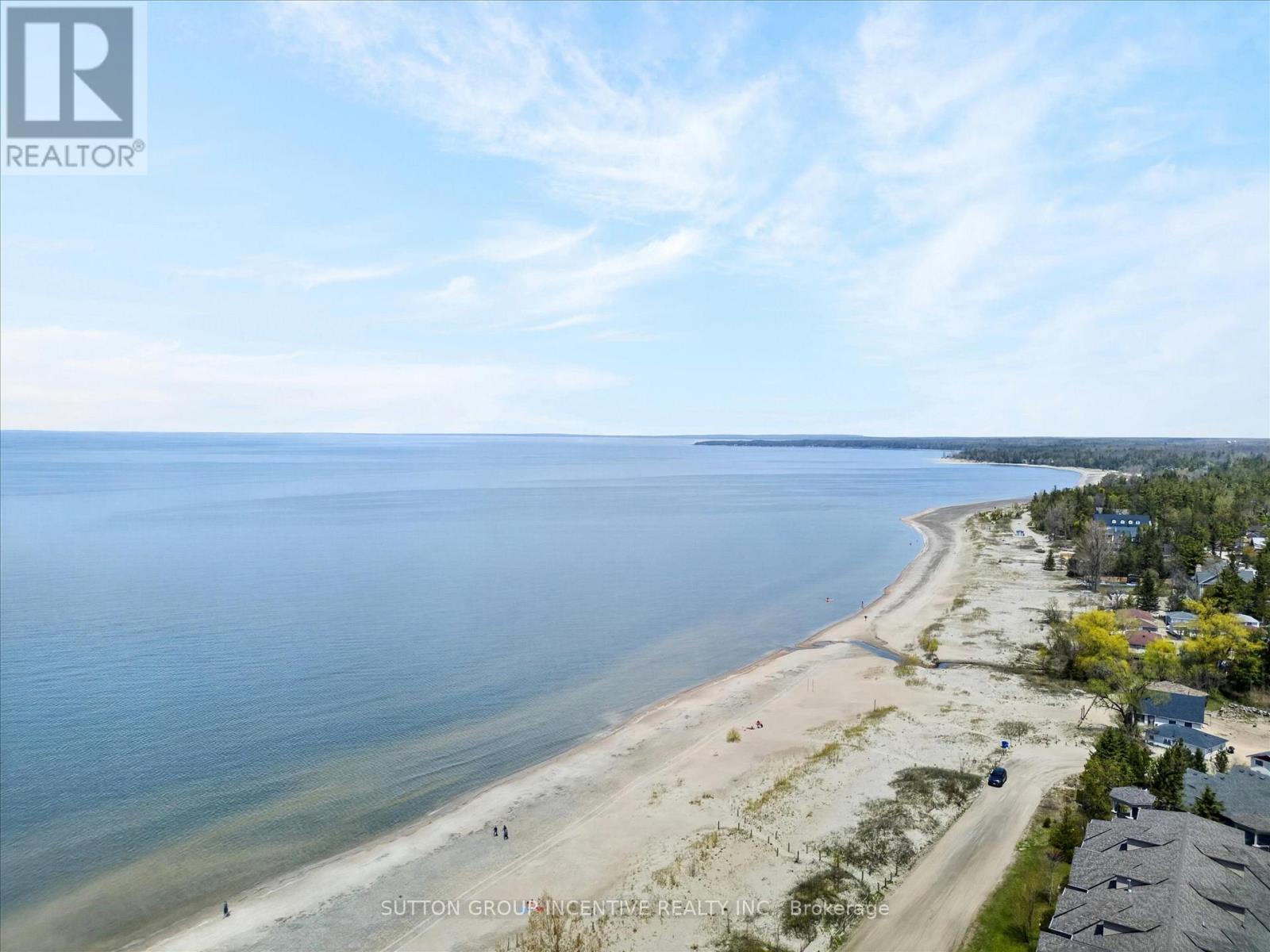 209 - 764 River Road E, Wasaga Beach, ON - Outdoor With Body Of Water With View