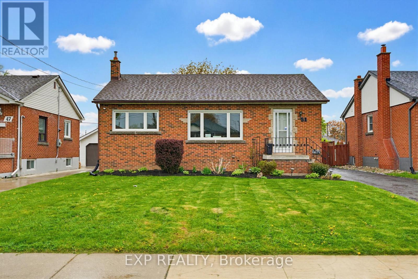 51 Bromley Road, Hamilton, ON - Outdoor