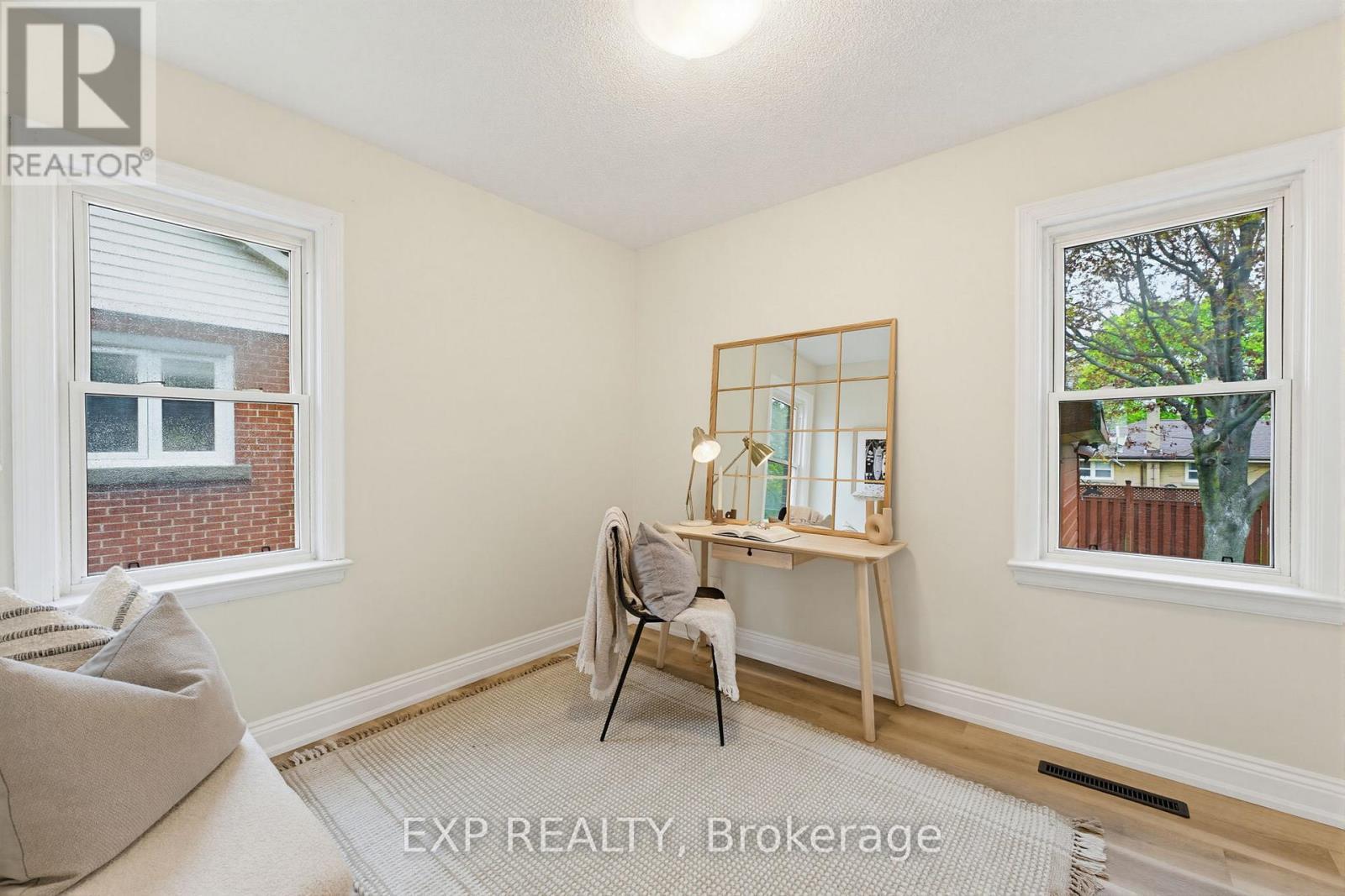 51 Bromley Road, Hamilton, ON - Indoor