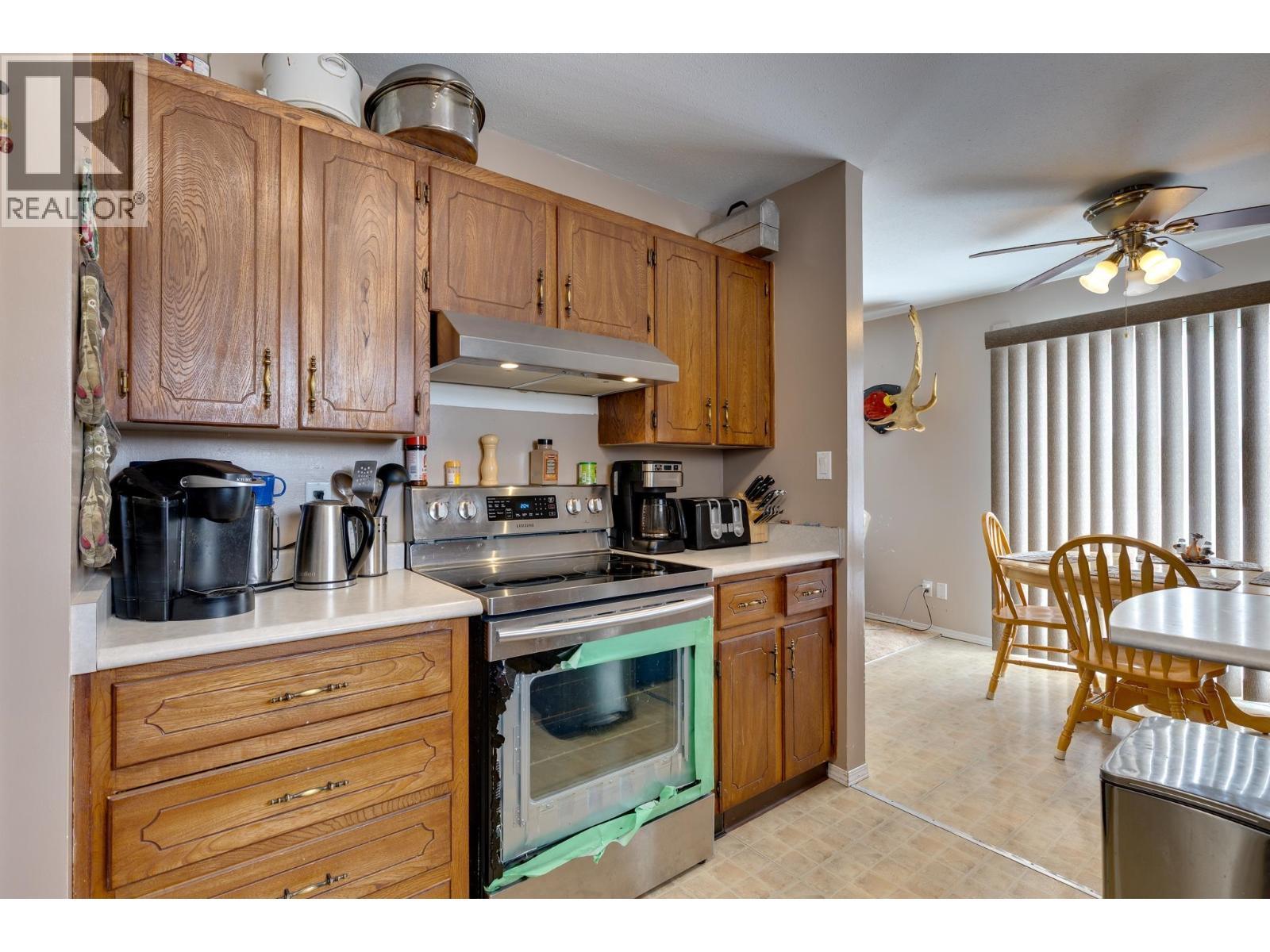 1930 E Bittner Road, Prince George, BC - Indoor Photo Showing Kitchen