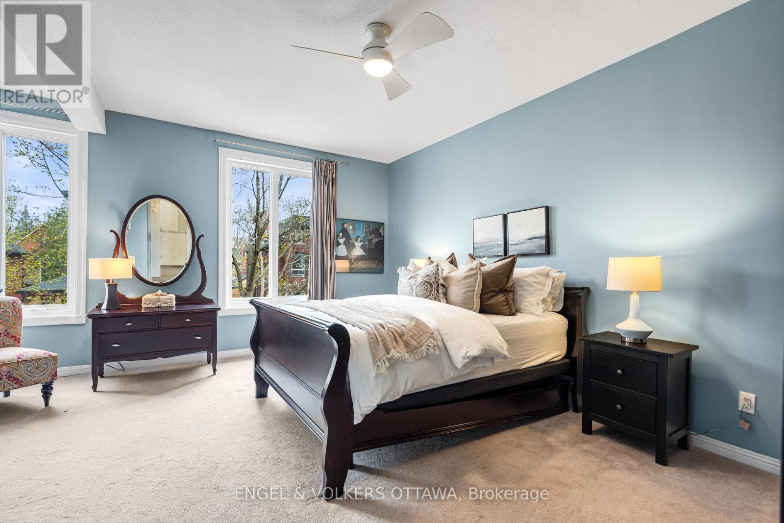 82 Second Avenue, Ottawa, ON - Indoor Photo Showing Bedroom