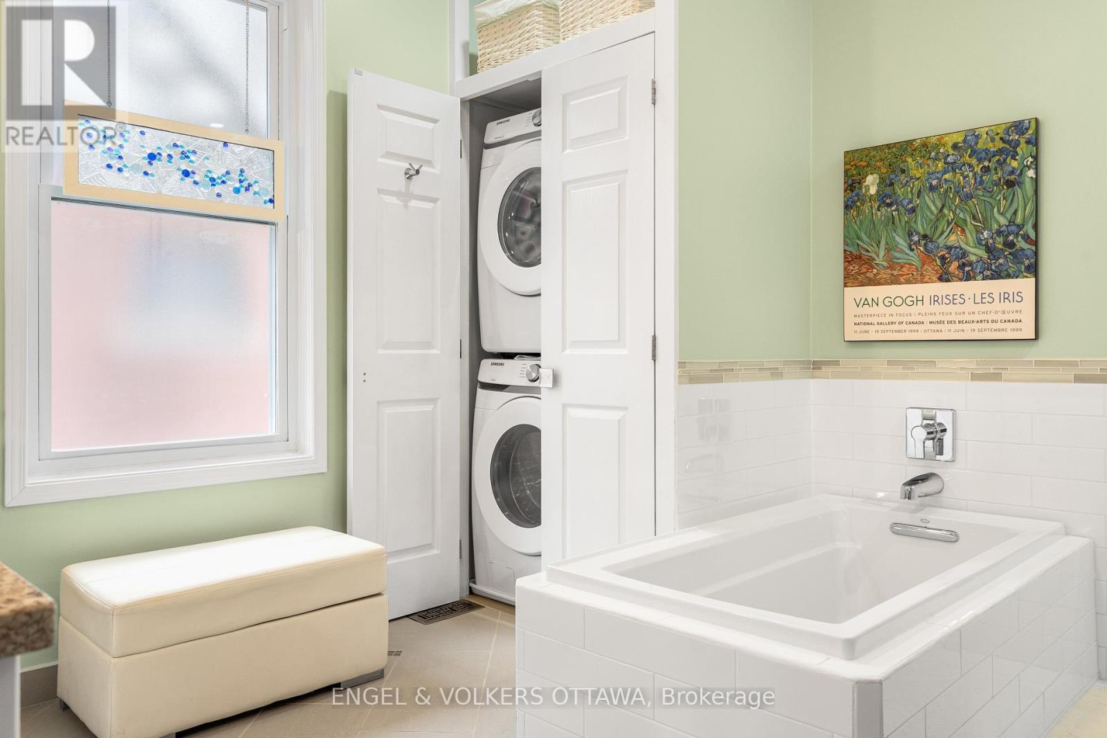 82 Second Avenue, Ottawa, ON - Indoor Photo Showing Laundry Room
