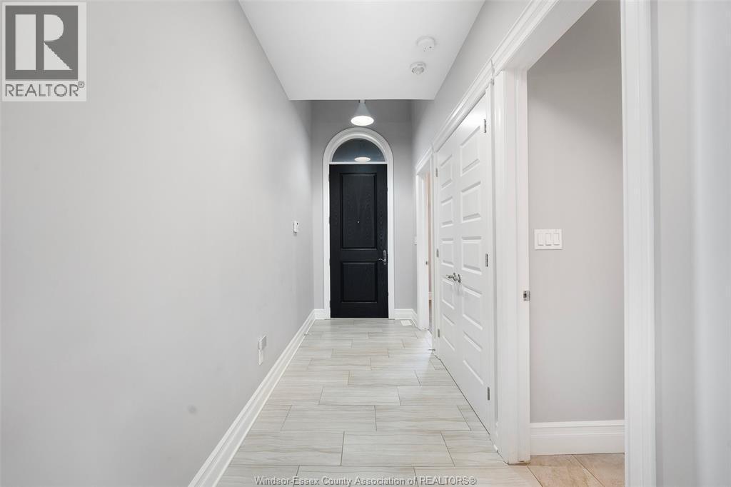 1808 Cypress, Windsor, ON - Indoor Photo Showing Other Room