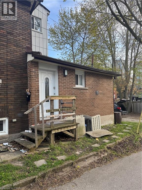 61 E Waterloo Drive Unit# 61, Kitchener, ON - Outdoor With Deck Patio Veranda With Exterior