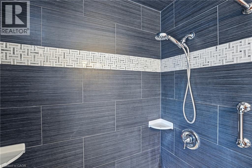 115 Empress Avenue, Hamilton, ON - Indoor