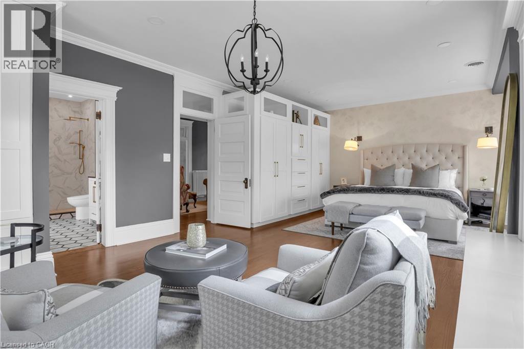18 Brant Road N, Cambridge, ON - Indoor