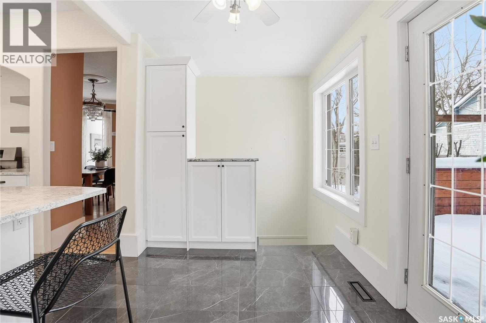 702 Queen Street, Saskatoon, SK - Indoor Photo Showing Other Room