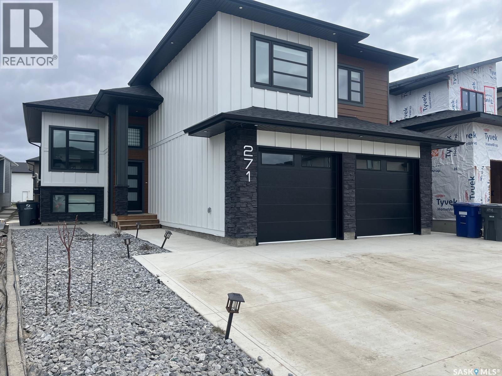 271 Dziadyk Manor, Saskatoon, SK - Outdoor