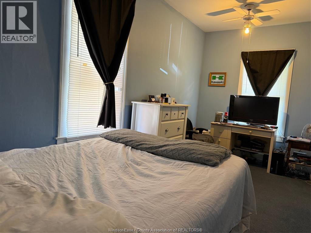 773 Glengarry Avenue, Windsor, ON - Indoor Photo Showing Bedroom