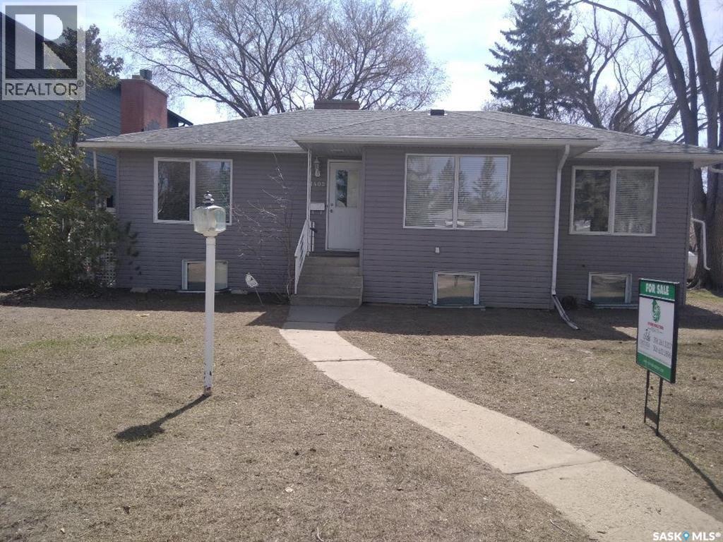 1402 14Th Street E, Saskatoon, SK - Outdoor