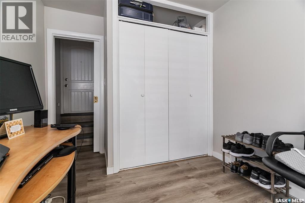 1402 14Th Street E, Saskatoon, SK - Indoor