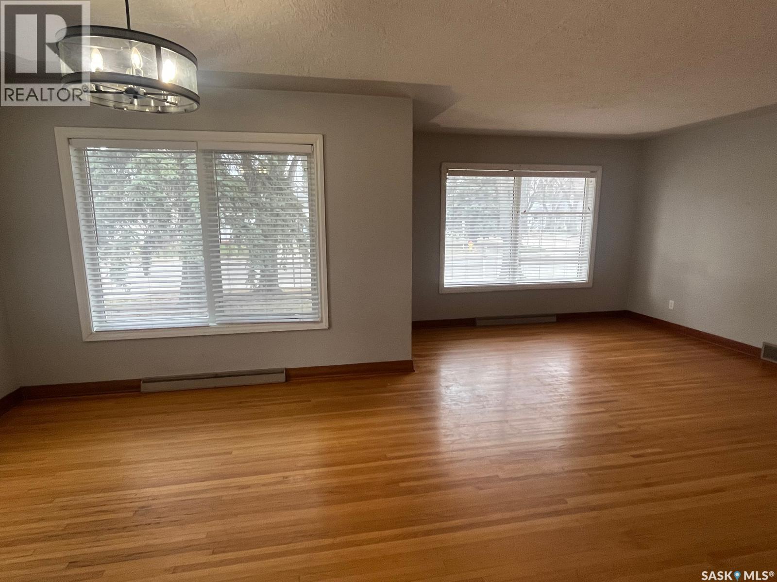 1402 14Th Street E, Saskatoon, SK - Indoor Photo Showing Other Room