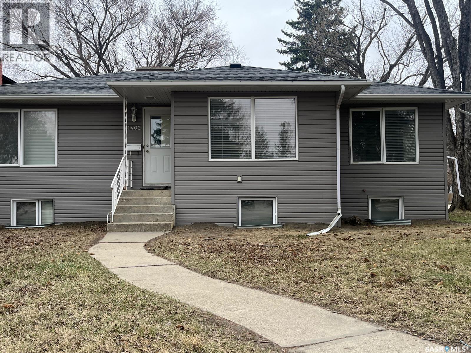 1402 14Th Street E, Saskatoon, SK - Outdoor