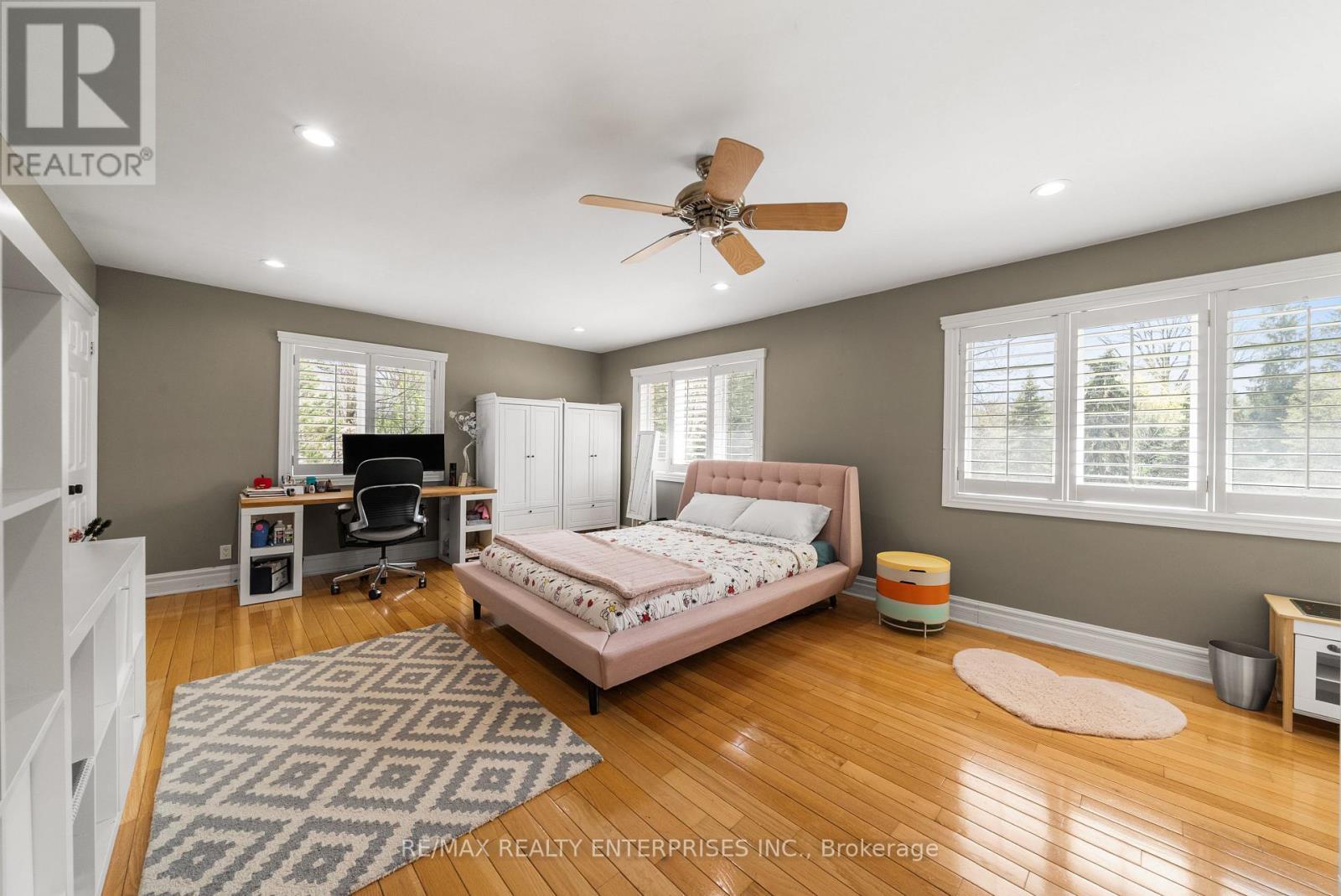 2154 Oneida Crescent, Mississauga, ON - Indoor Photo Showing Bedroom