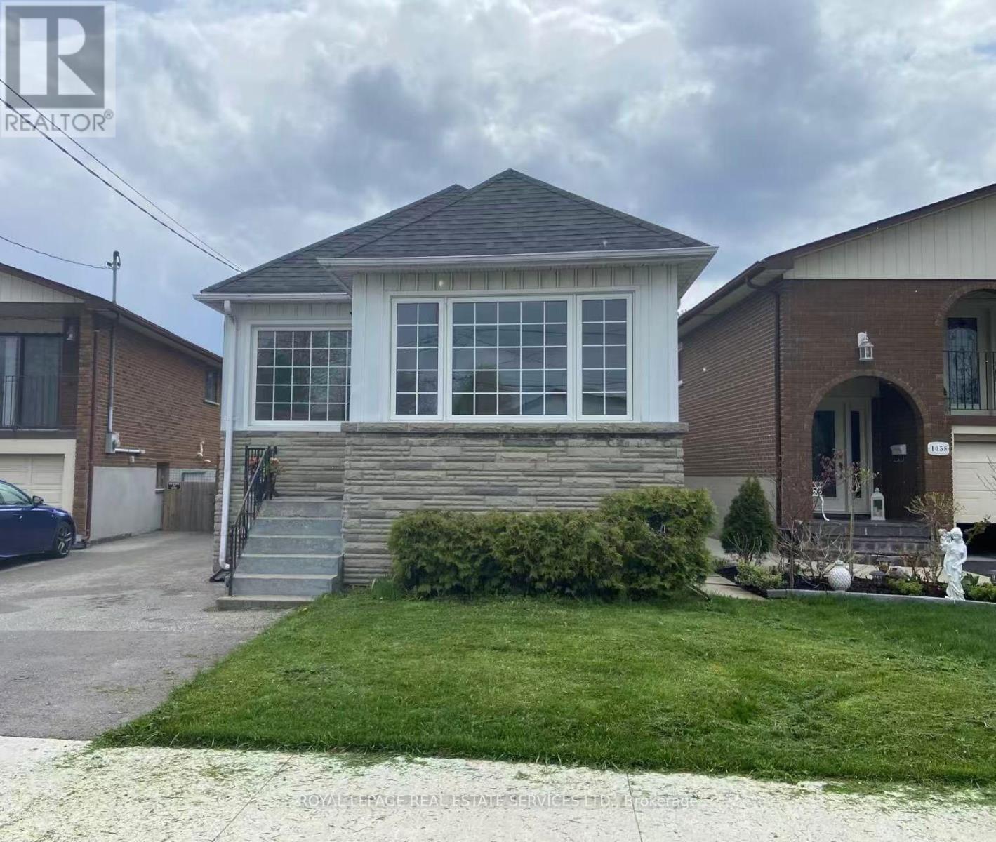 1054 East Avenue, Mississauga, ON - Outdoor